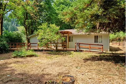 11406 E Mapleton Rd, Mapleton, OR 97453 - Photo 2