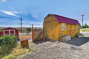 703 Spey Rd, Maupin, OR 97037 - Photo 32