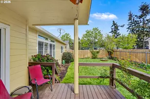 860 N 2nd St, Silverton, OR 97381 - Photo 36