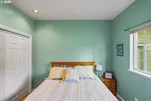 860 N 2nd St, Silverton, OR 97381 - Photo 34