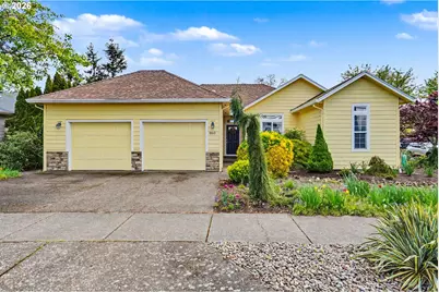 860 N 2nd St, Silverton, OR 97381 - Photo 1