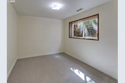 22805 SW Highland Dr, Sherwood, OR 97140 - Photo 38