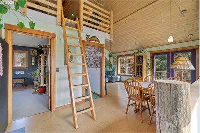 1055 Phelps St, Tillamook, OR 97141 - Photo 18