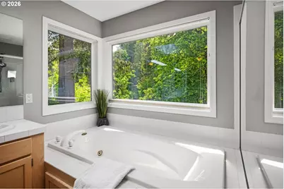 10565 SW Cormorant Dr, Beaverton, OR 97007 - Photo 28