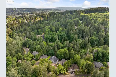 10565 SW Cormorant Dr, Beaverton, OR 97007 - Photo 48