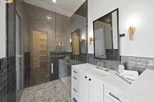 2988 Lakeview Blvd, Lake Oswego, OR 97035 - Photo 46