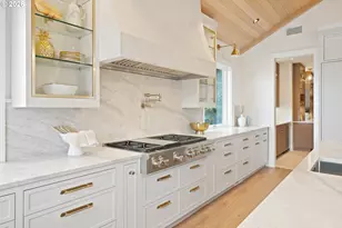 2988 Lakeview Blvd, Lake Oswego, OR 97035 - Photo 18