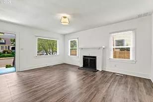 240 E Clarendon St, Gladstone, OR 97027 - Photo 8