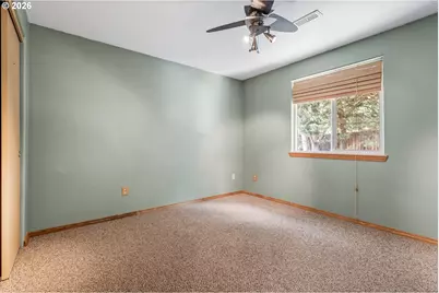 815 N Alexandra Dr, Newberg, OR 97132 - Photo 20