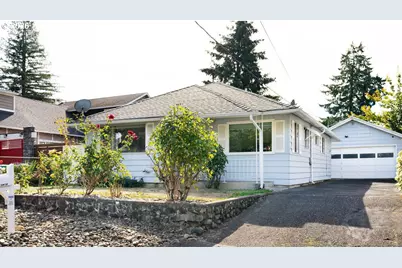 11726 SE Oak St, Portland, OR 97216 - Photo 1