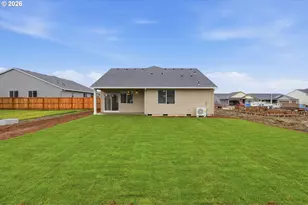 630 E Fourth St, Yamhill, OR 97148 - Photo 32