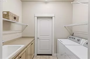 410 NW Byers Ln, Dallas, OR 97338 - Photo 32