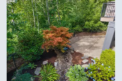 12125 NW Blackhawk Dr, Portland, OR 97229 - Photo 30