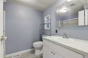21100 NE Sandy Blvd, Fairview, OR 97024 - Photo 20