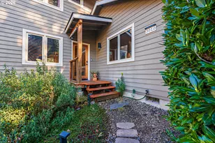 3010 Hendricks Hill Dr, Eugene, OR 97403 - Photo 2