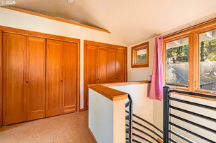 3010 Hendricks Hill Dr, Eugene, OR 97403 - Photo 30