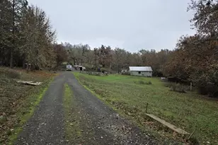 339 Justa Ln, Sutherlin, OR 97479 - Photo 2