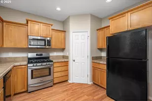 1112 SE Alika Ave, Hillsboro, OR 97123 - Photo 8