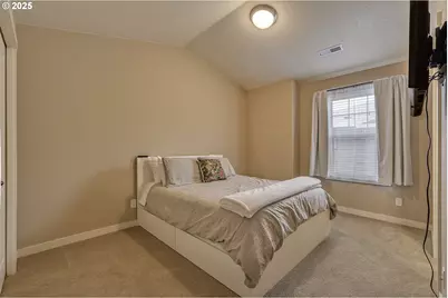 7959 NE Rockne Way, Hillsboro, OR 97006 - Photo 22