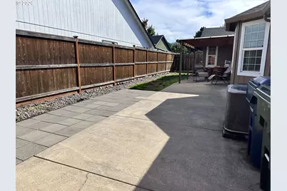 963 Hazelnut Ln, Springfield, OR 97478 - Photo 34