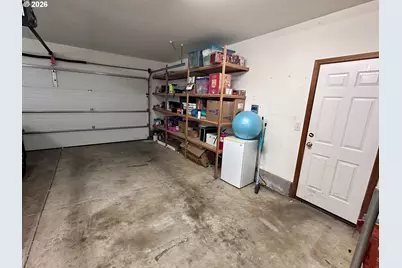 963 Hazelnut Ln, Springfield, OR 97478 - Photo 32