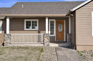 963 Hazelnut Ln, Springfield, OR 97478 - Photo 4