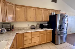 963 Hazelnut Ln, Springfield, OR 97478 - Photo 8