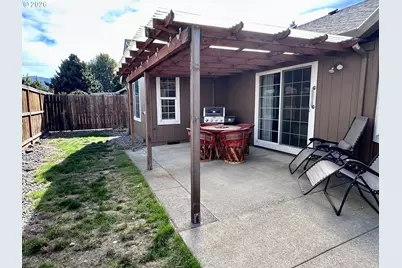 963 Hazelnut Ln, Springfield, OR 97478 - Photo 36