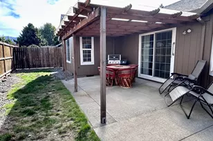 963 Hazelnut Ln, Springfield, OR 97478 - Photo 36