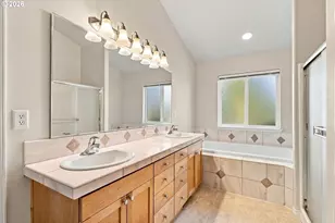 645 N Juniper Ct, Canby, OR 97013 - Photo 18