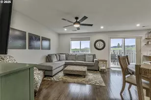 1028 E 16th St, Lafayette, OR 97127 - Photo 4