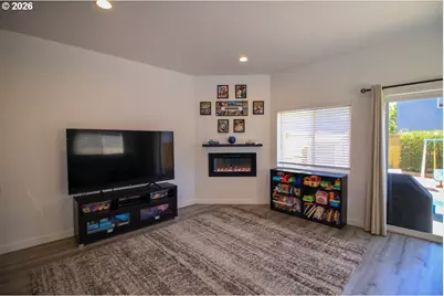 822 S 22nd Ave, Cornelius, OR 97113 - Photo 14