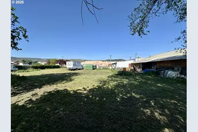 2304 E R Ave, La Grande, OR 97850 - Photo 10