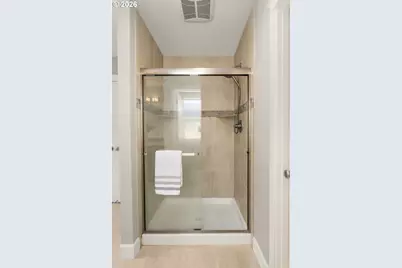 650 NW Willow Glen Pl, Beaverton, OR 97006 - Photo 18