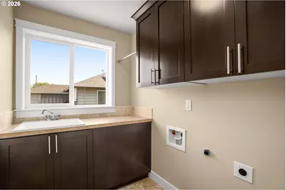 650 NW Willow Glen Pl, Beaverton, OR 97006 - Photo 24