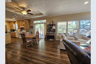 720 Whitney Ct, Goldendale, WA 98620 - Photo 4