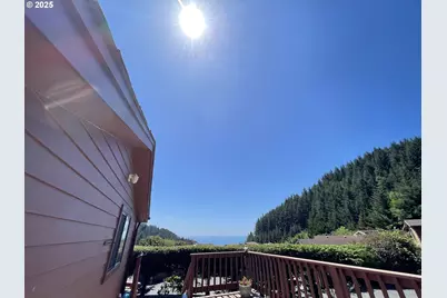 19921 Whaleshead Rd #I 3, Brookings, OR 97415 - Photo 6