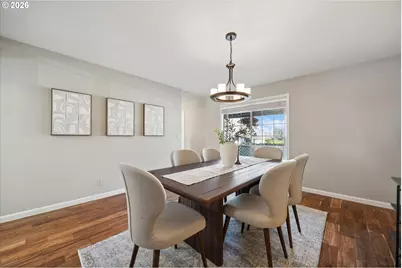 11445 SW Woodlee Heights Ct, Portland, OR 97219 - Photo 12