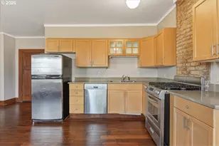 2386 NW Glisan St, Portland, OR 97210 - Photo 6