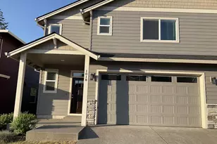 1018 NE Regan Hill Loop, Estacada, OR 97023 - Photo 2