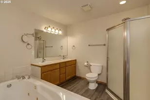 2390 NW Grenfell Loop, McMinnville, OR 97128 - Photo 14