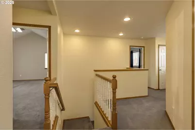 2390 NW Grenfell Loop, McMinnville, OR 97128 - Photo 10