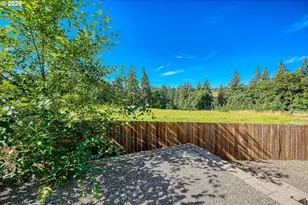 1724 W 12th St, La Center, WA 98629 - Photo 34