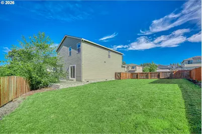 1724 W 12th St, La Center, WA 98629 - Photo 4