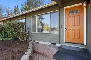 5535 SW 142nd Ave, Beaverton, OR 97005 - Photo 2