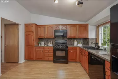 9608 NE 30th Ct, Vancouver, WA 98665 - Photo 24