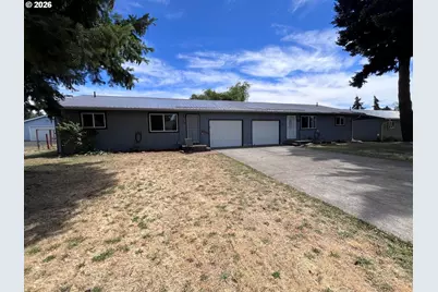 965 SW Pucker Huddle Rd, White Salmon, WA 98672 - Photo 2