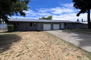 965 SW Pucker Huddle Rd, White Salmon, WA 98672 - Photo 2