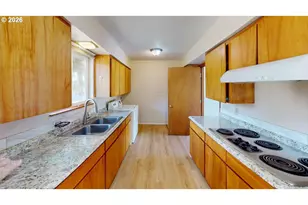 965 SW Pucker Huddle Rd, White Salmon, WA 98672 - Photo 10