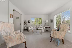 9024 SW 75th Ave, Portland, OR 97223 - Photo 4